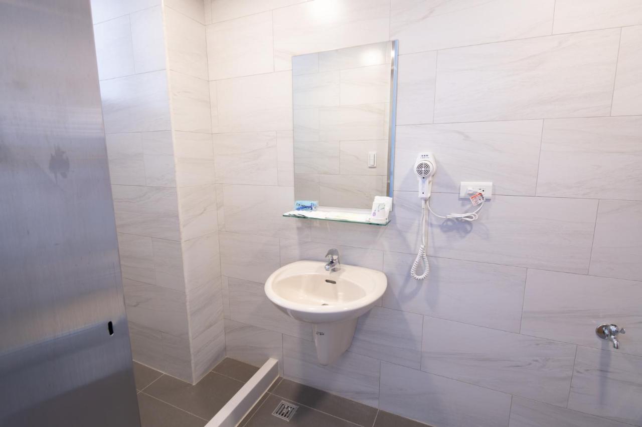 Liann Hotel Тайчжун Экстерьер фото