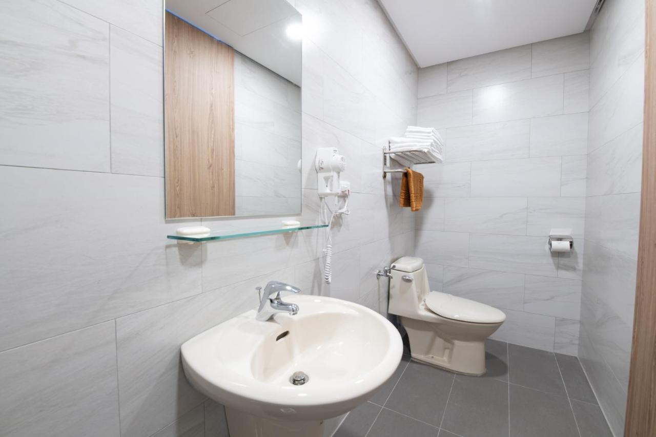 Liann Hotel Тайчжун Экстерьер фото