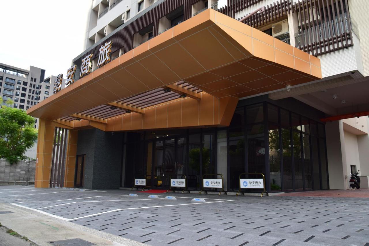 Liann Hotel Тайчжун Экстерьер фото